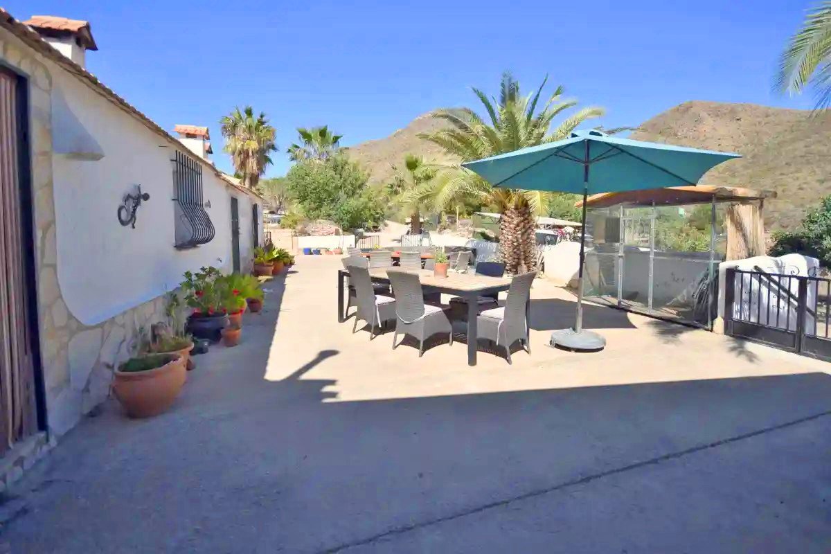 2365SP Murcia, Aguilas, Los Arejos - Finca mit Gästehaus und Pferdestall zu verkaufen