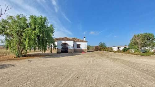 Spain, Andalusia, Medina Sidonia - countryhouse with 2 horseboxes for sale Spain, Andalusia, Medina Sidonia - countryhouse with 2 horseboxes for sale